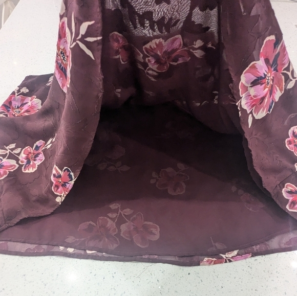 Torrid Burgundy Pink Floral Chiffon Tank Top Blouse Sleeveless Loose Fit Plus 2X - Picture 6 of 10